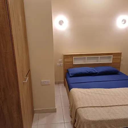 Number 12 * Il-Birgu