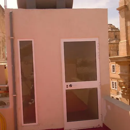 Apartment Number 12 Birgu